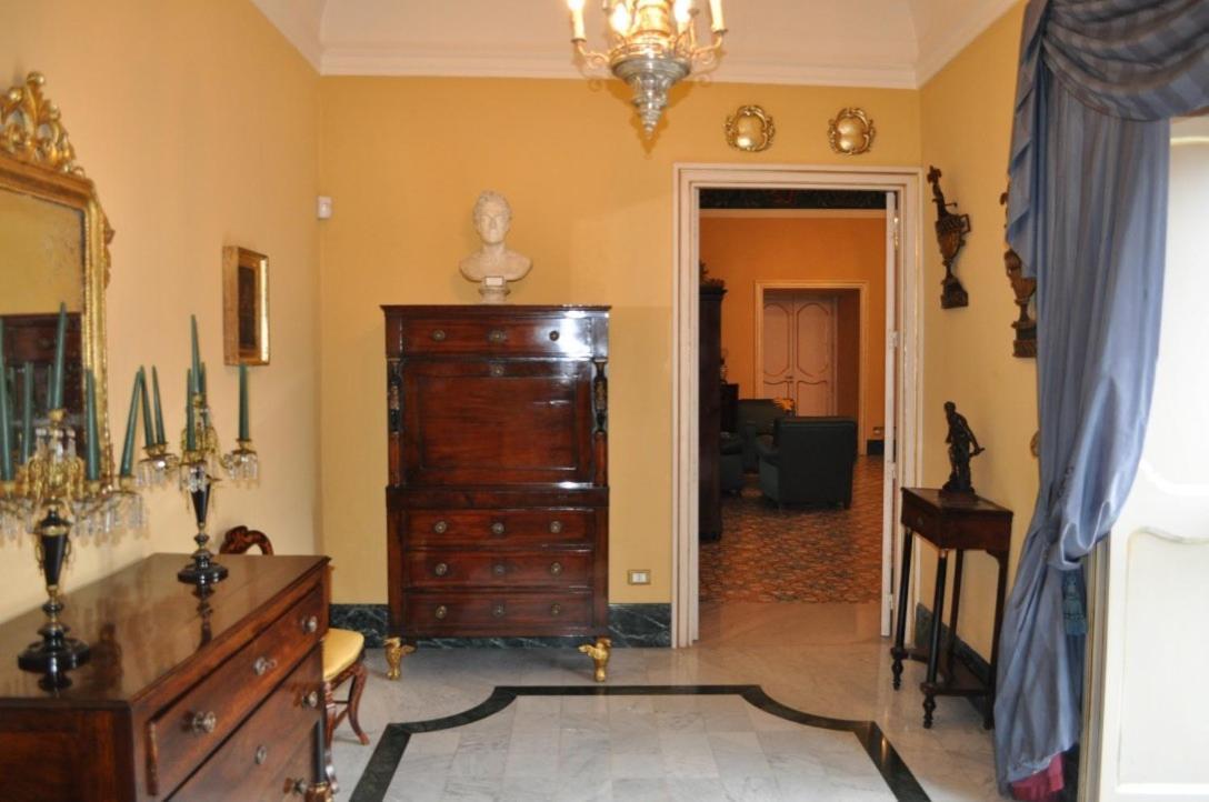Donna Guia Suite Palermo Exterior foto